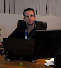 Victor Moron at Estudios Backstage